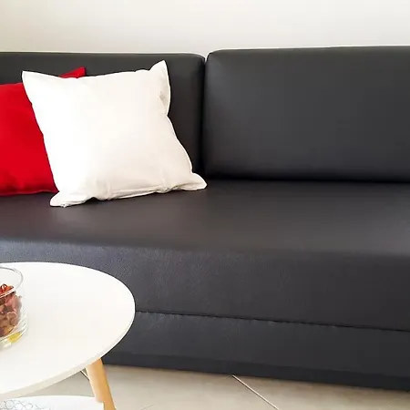 Apartments Beti - 70 M From Sea Apartment Betina (Sibenik-Knin)