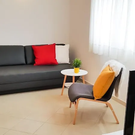 Apartments Beti - 70 M From Sea Apartment *
