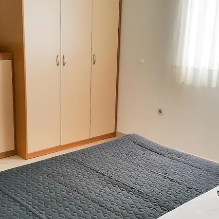 Apartments Beti - 70 M From Sea Apartment *